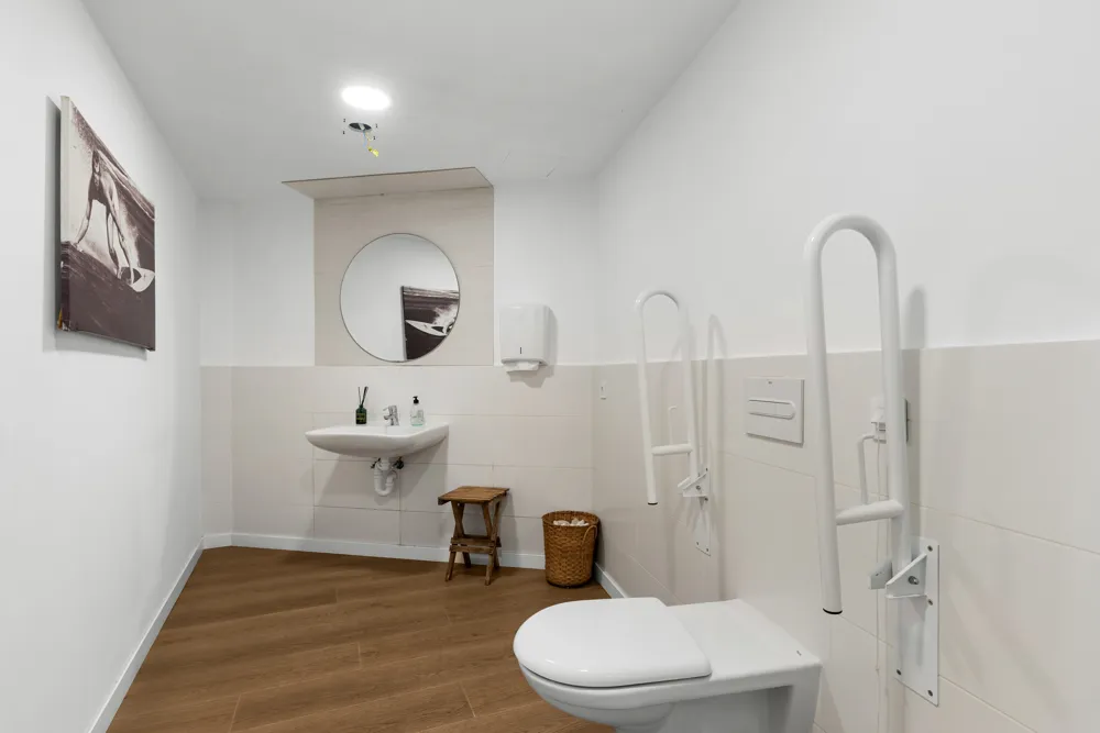 Café ved havet med unik middelhavsatmosfære-16