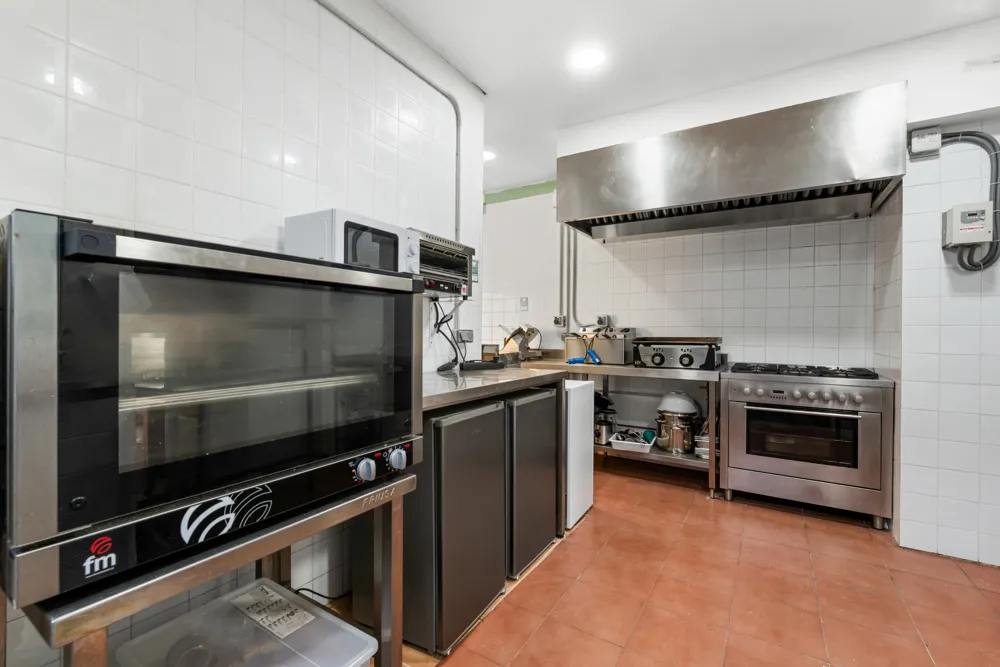 Café ved havet med unik middelhavsatmosfære-17