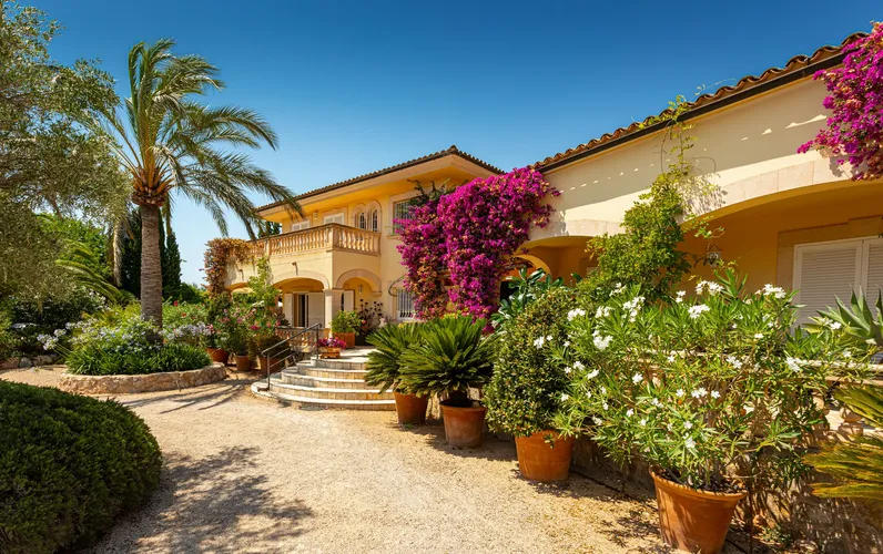 Confortable casa de campo con impresionante jardín