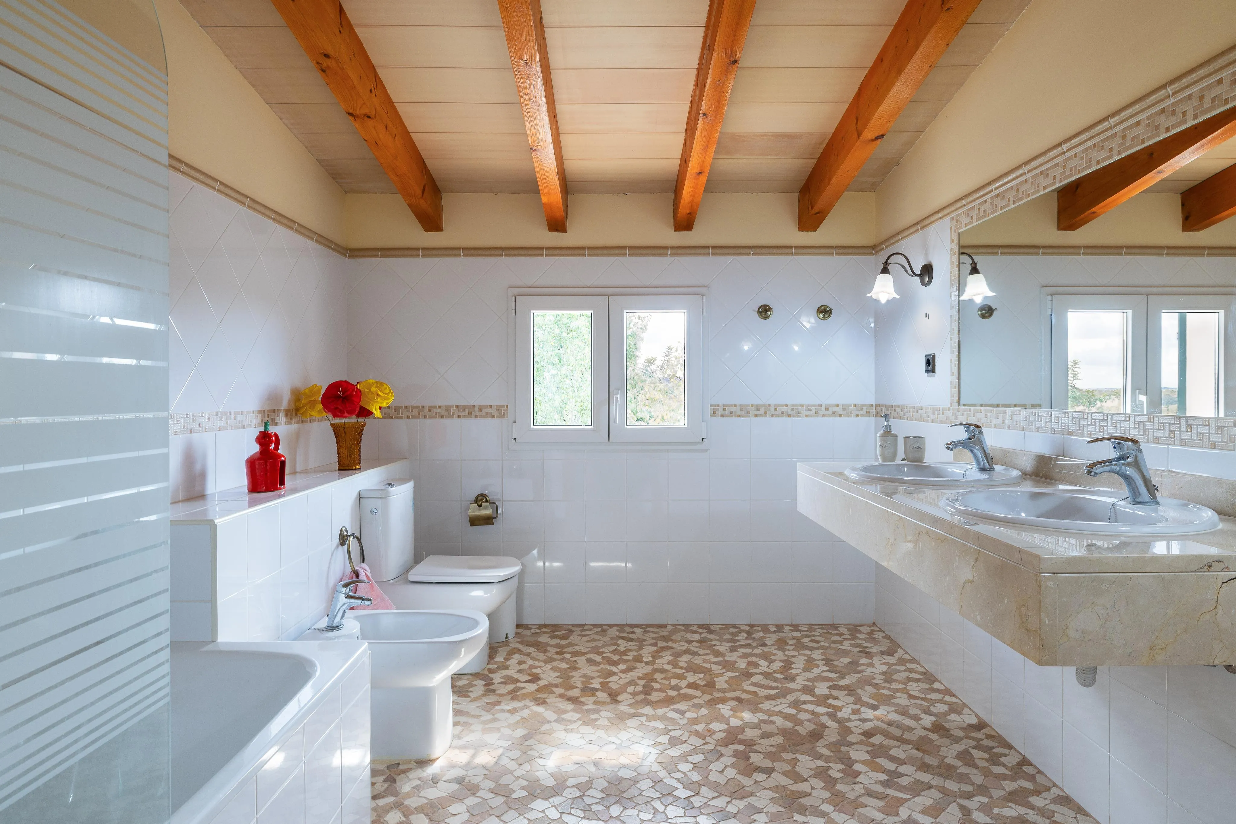 Finca autosuficiente  con encantadoras zonas exteriores-16