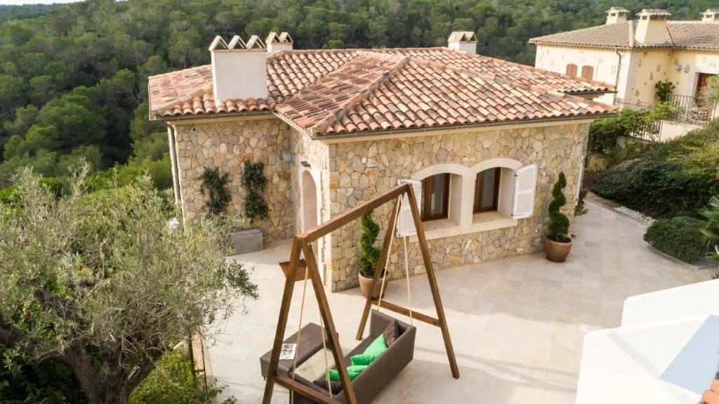 Exklusive mediterrane Frontline-Villa mit Meerblick-15