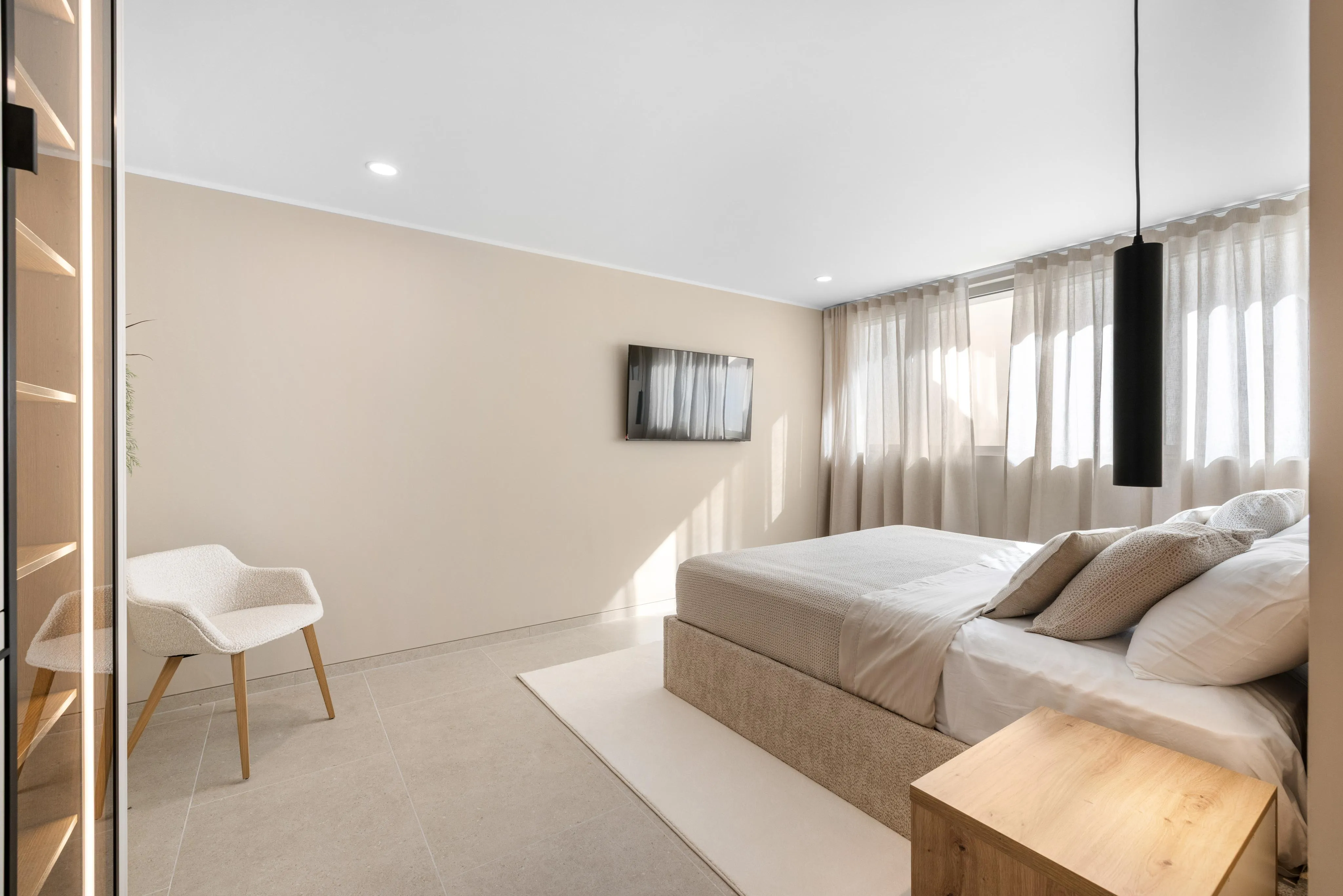 Moderne luksusvilla med havudsigt-21