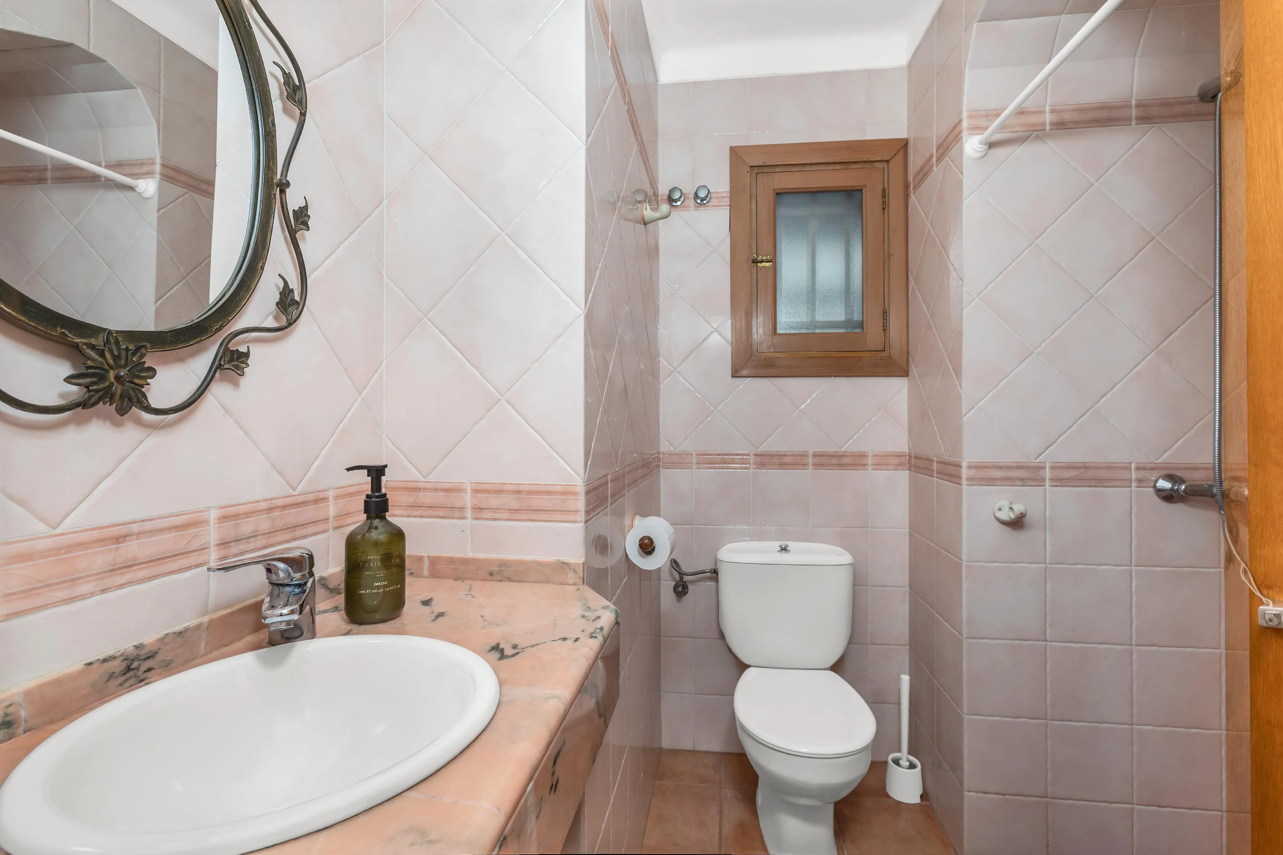 Encantadora casa adossada en Portals, a poca distància a peu de la platja i de tots els serveis-10