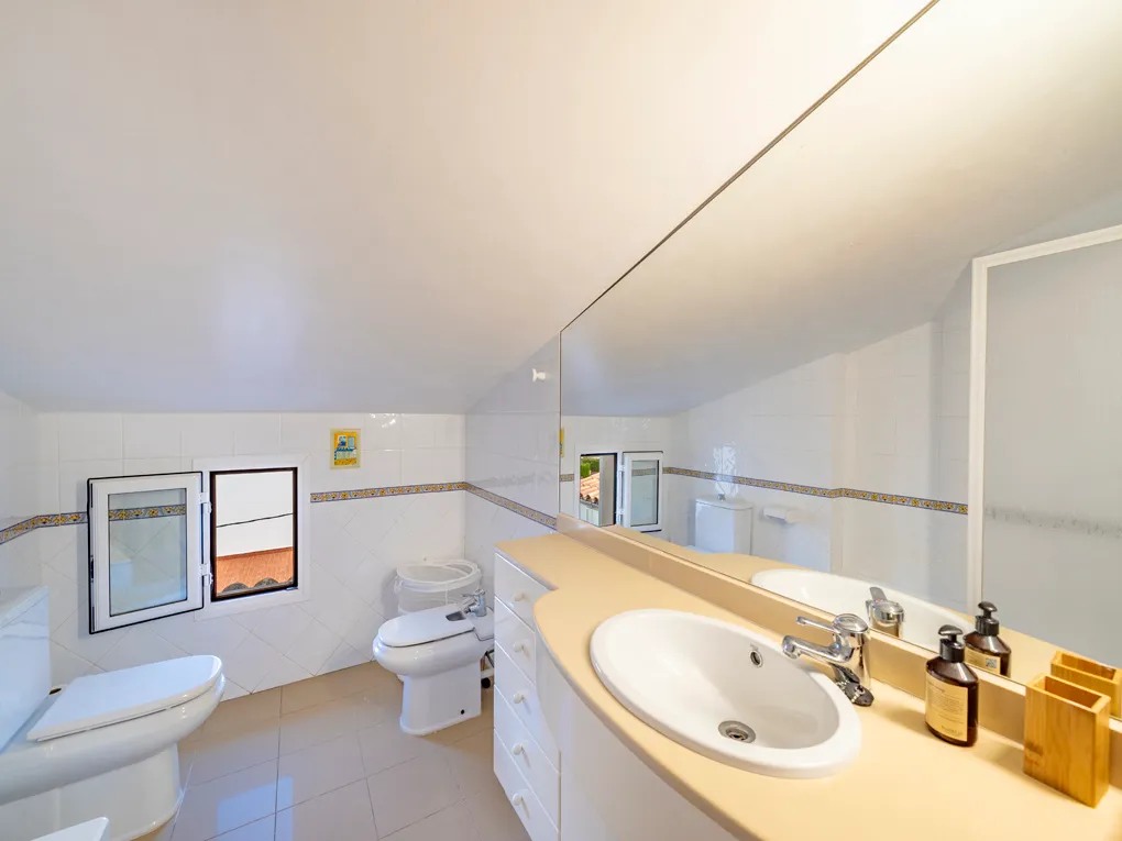 Eccellente attico duplex direttamente sulla spiaggia.-14