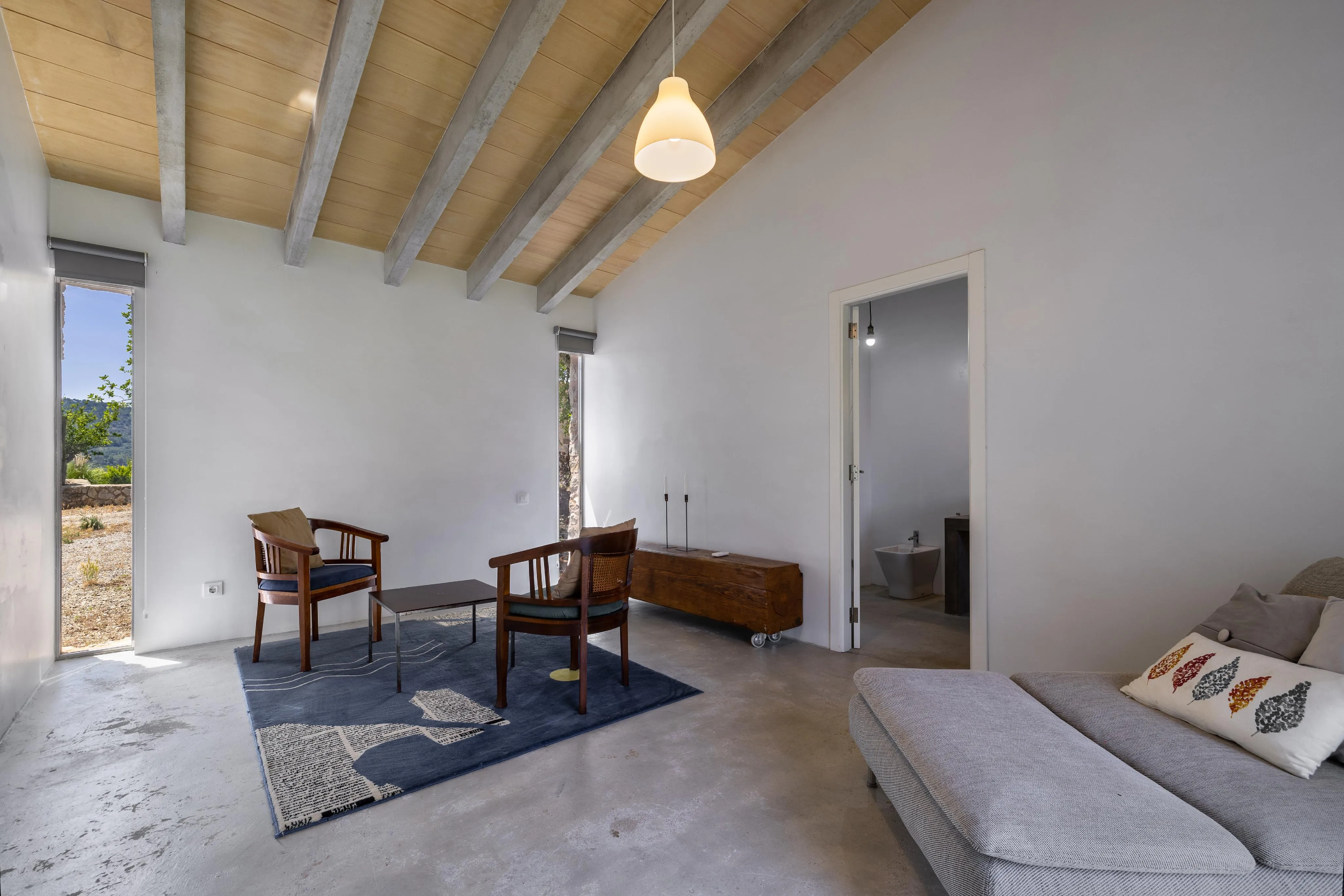 Charmante natuurstenen finca met adembenemend uitzicht-9