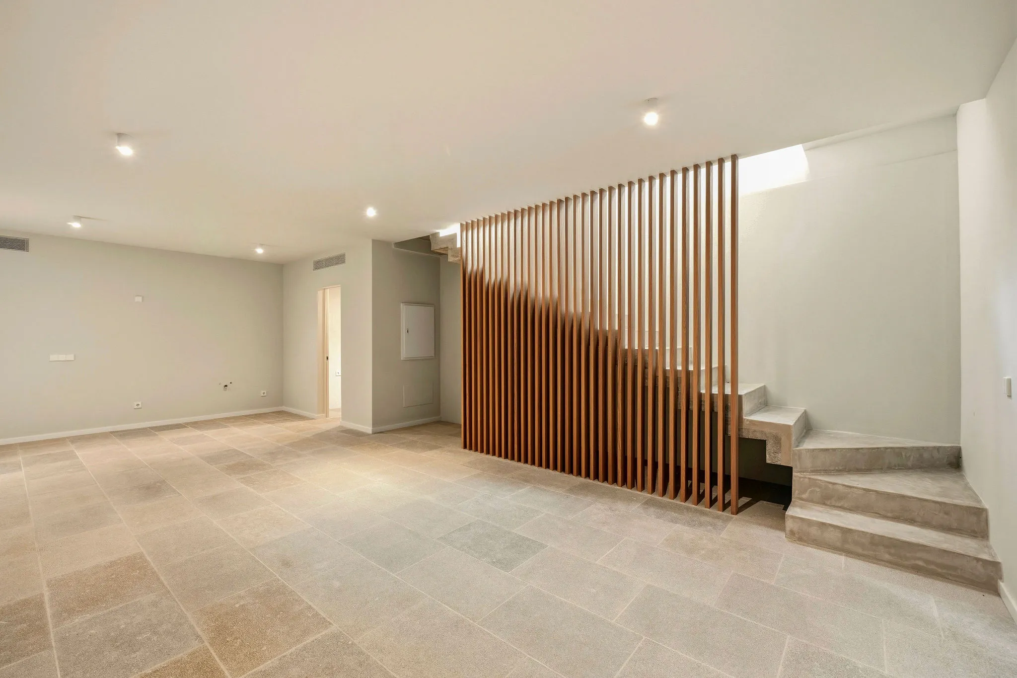 Exclusiva villa de nueva construcción en Colònia de Sant Pere: sueño mediterráneo con piscina y vistas al mar-12