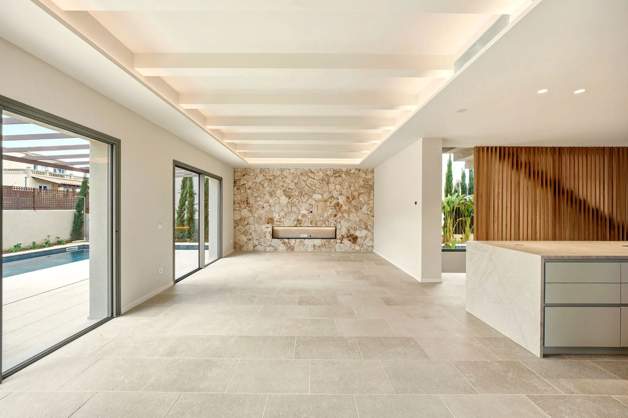 Exclusiva villa de nueva construcción en Colònia de Sant Pere: sueño mediterráneo con piscina y vistas al mar-8