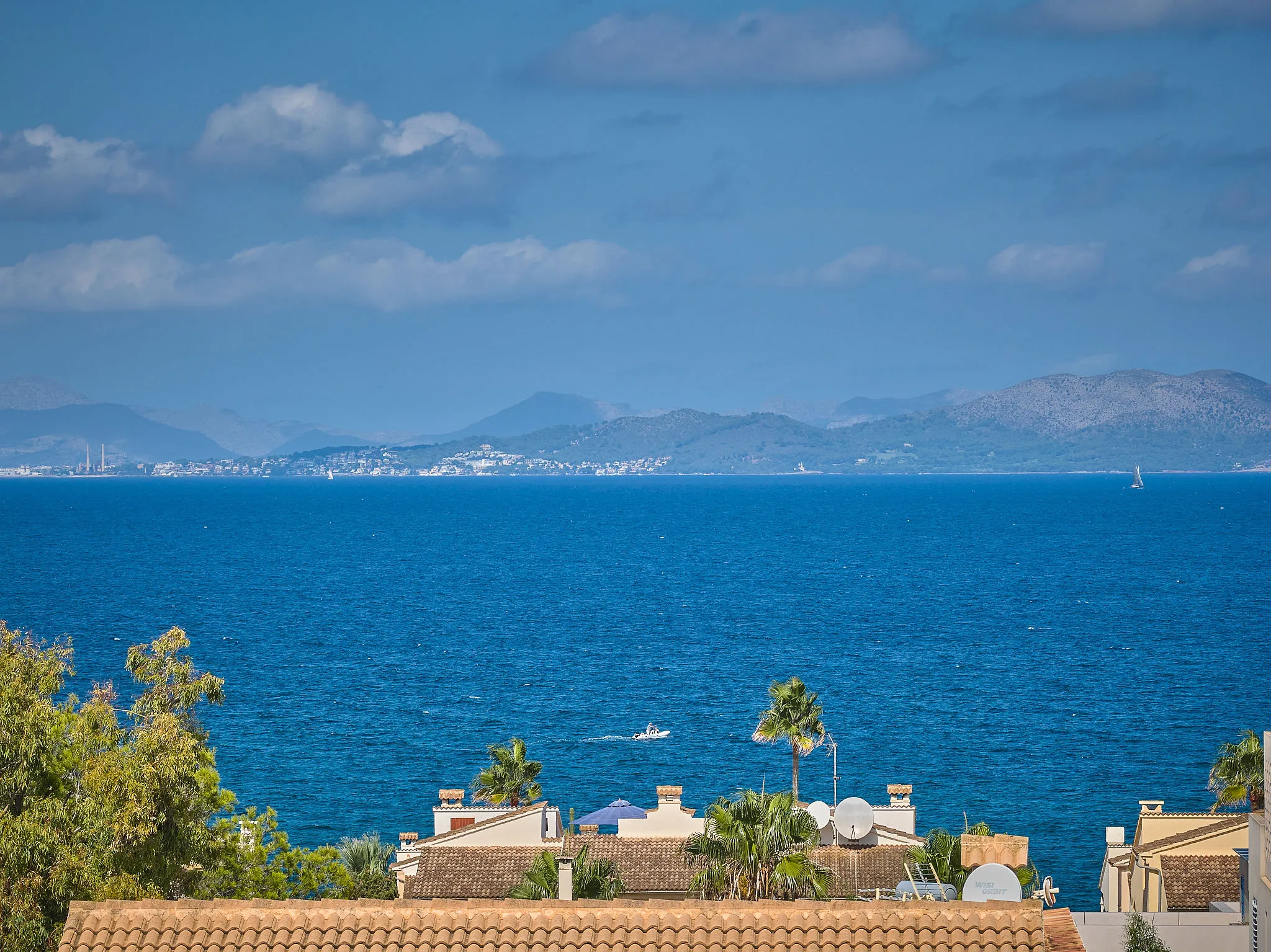 Exclusiva villa de nueva construcción en Colònia de Sant Pere: sueño mediterráneo con piscina y vistas al mar-9