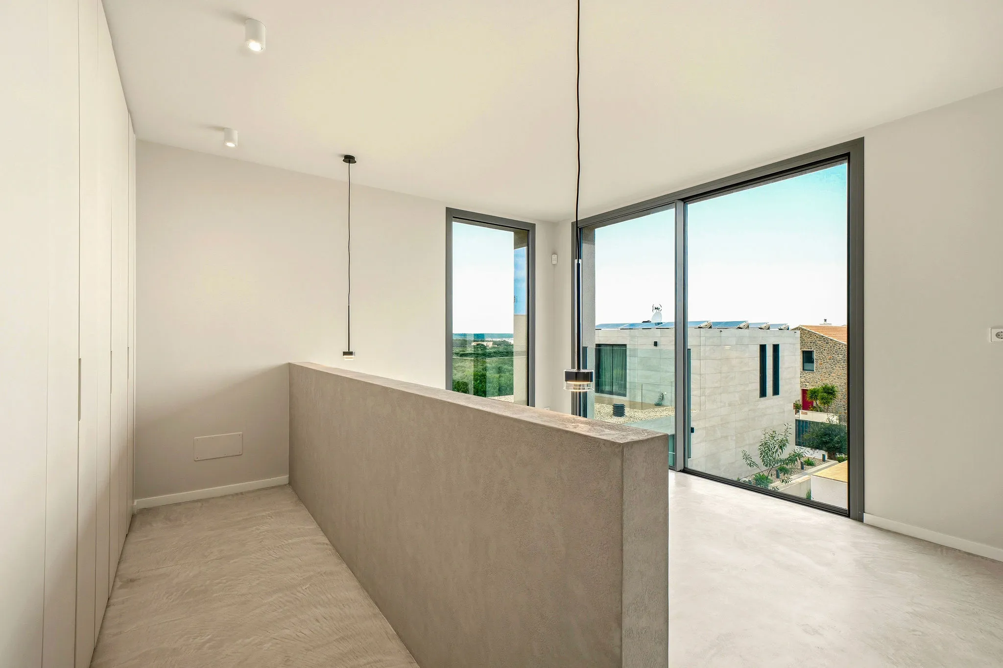 Exclusiva villa de nueva construcción en Colònia de Sant Pere: sueño mediterráneo con piscina y vistas al mar-13