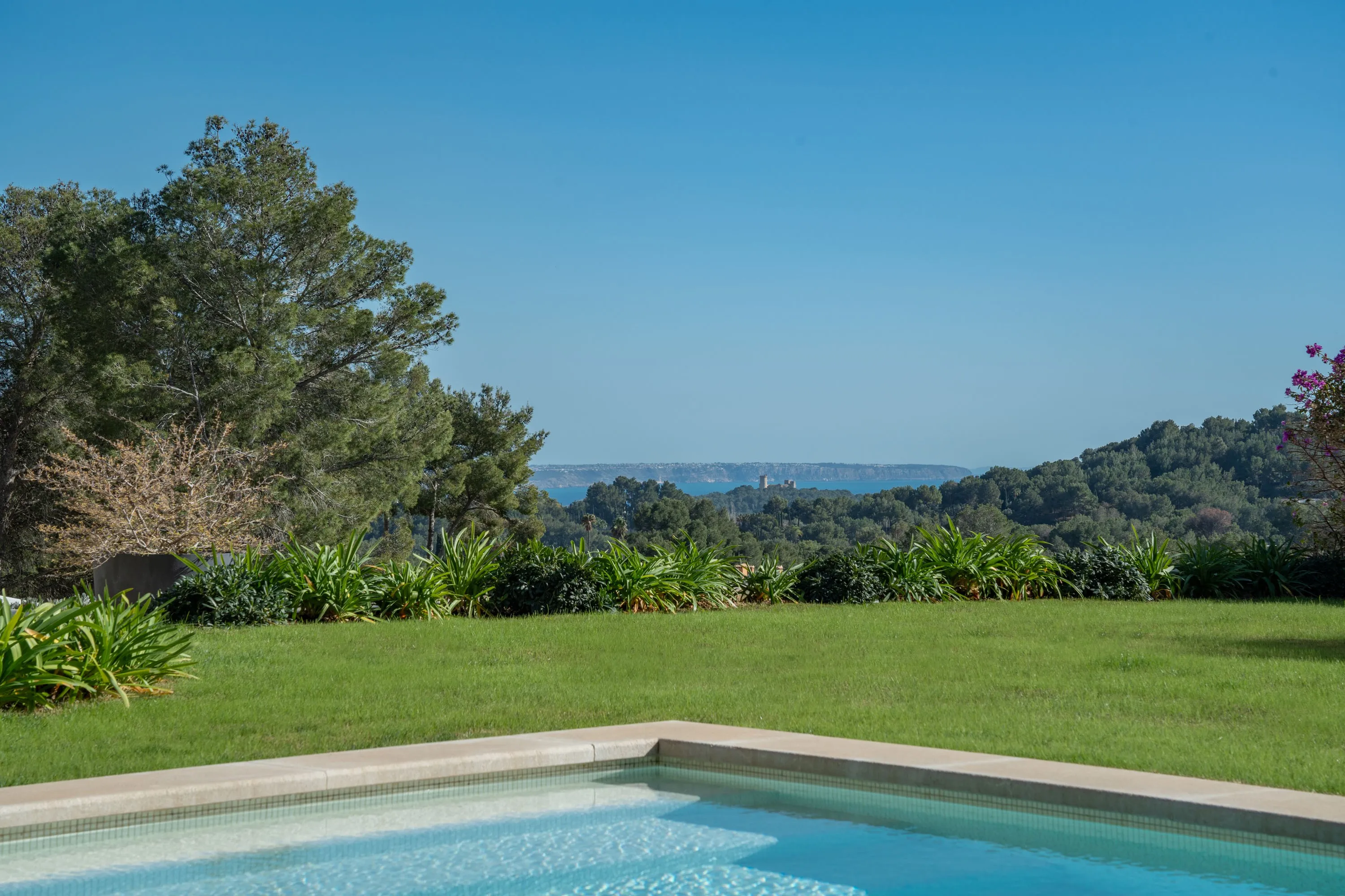 Exquisite finca-style villa in Son Vida-4