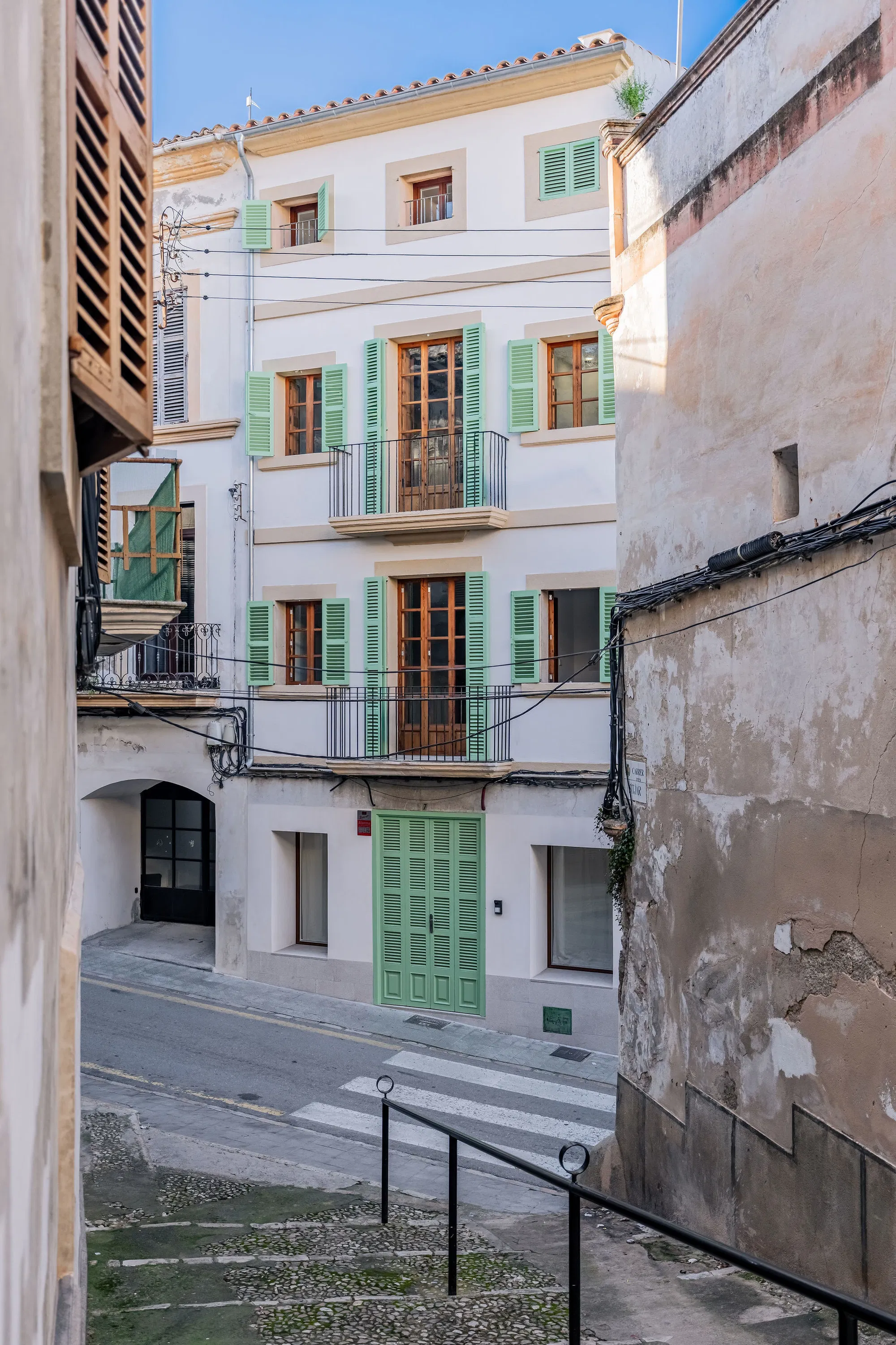 Casa de poble exclusiva i totalment nova al cor de Felanitx-1