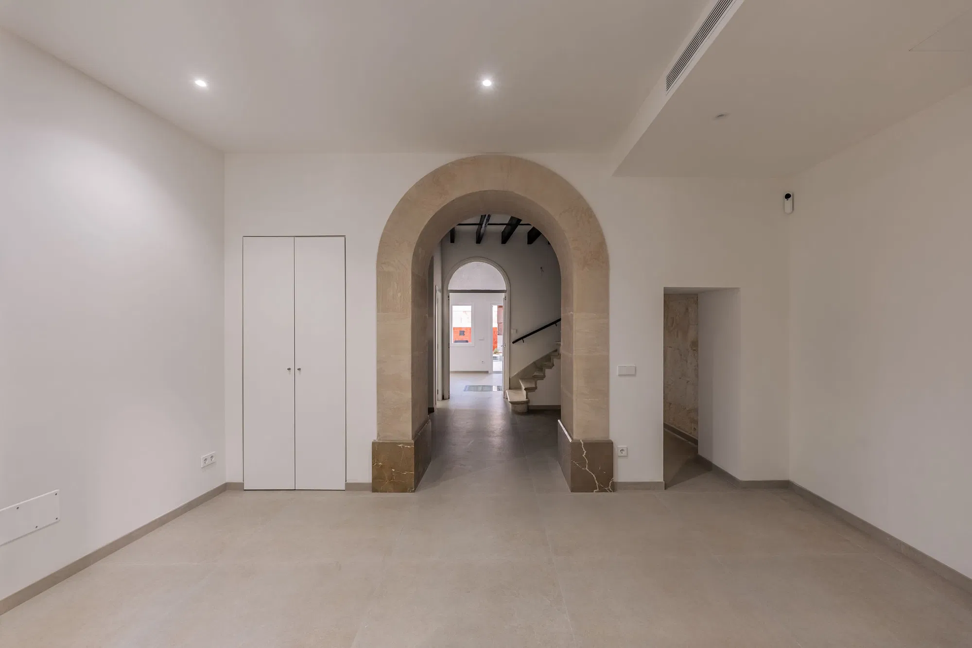 Casa de poble exclusiva i totalment nova al cor de Felanitx-3
