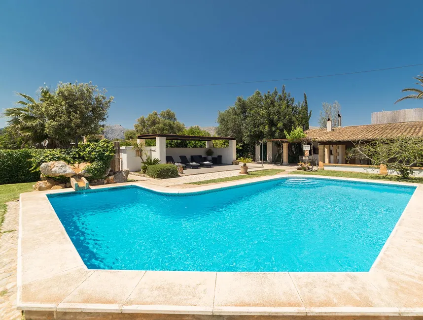 "LES MURTERETES" Ferienvermietung in Pollensa-1