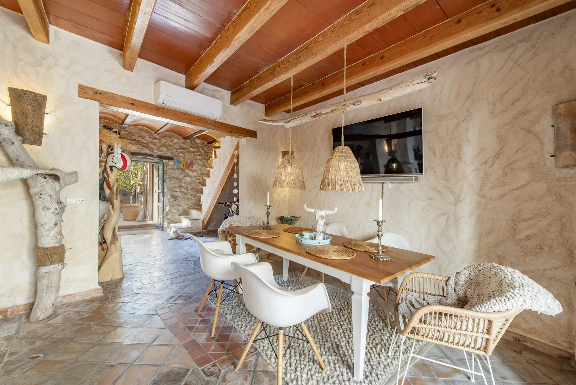 Encantadora casa de pueblo en una de las zonas más bonitas de Mallorca – ¡Pollensa!-8