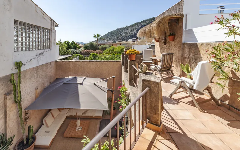 Encantadora casa de poble en una de les zones més boniques de Mallorca –  MallorcaPollensa una