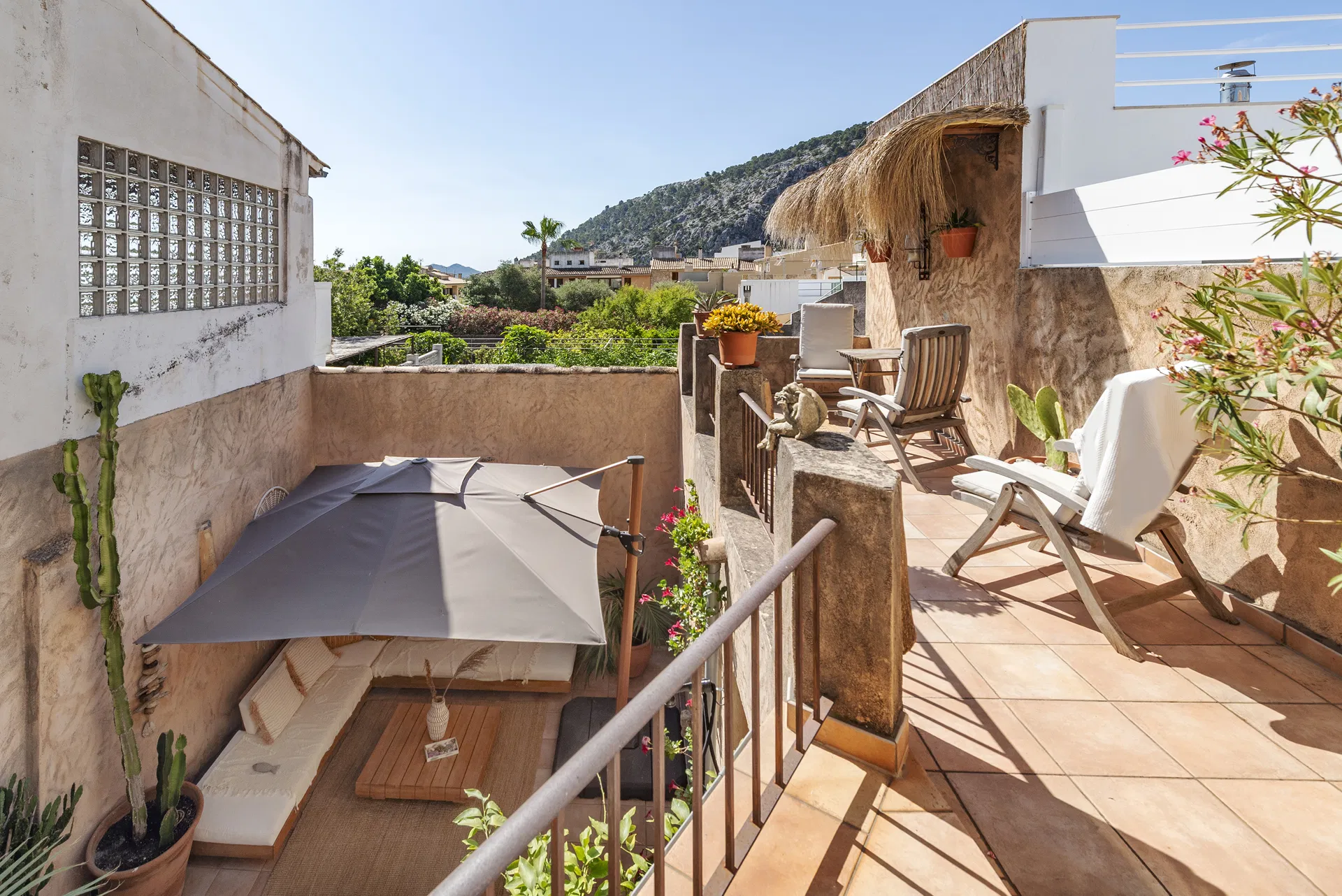 Encantadora casa de pueblo en una de las zonas más bonitas de Mallorca – ¡Pollensa!-6