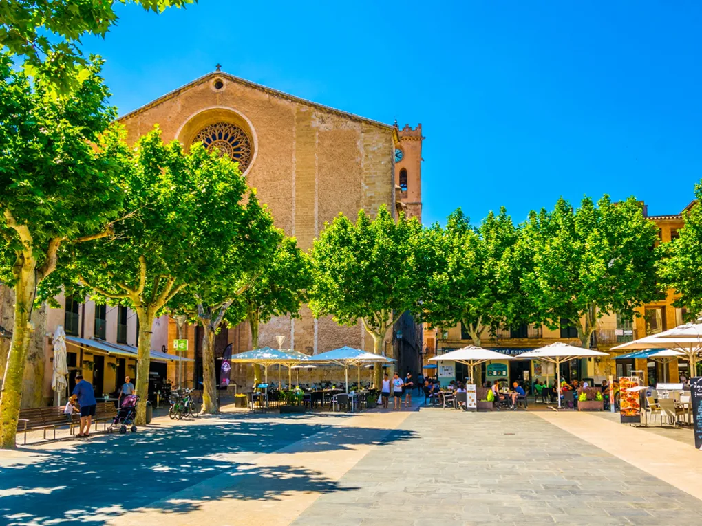 Encantadora casa de poble en una de les zones més boniques de Mallorca –  MallorcaPollensa una-16