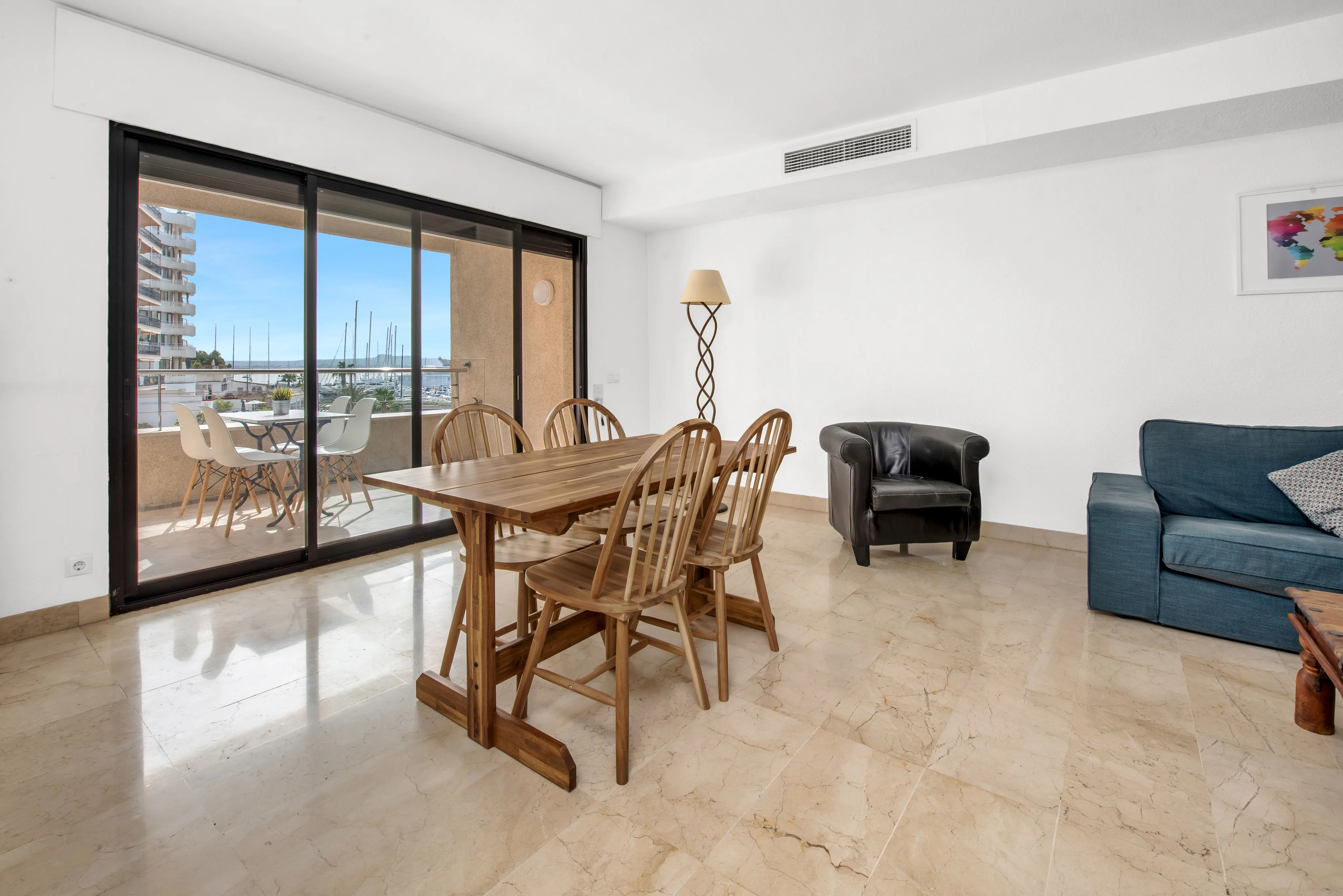 Appartement lumineux directement sur la promenade-6