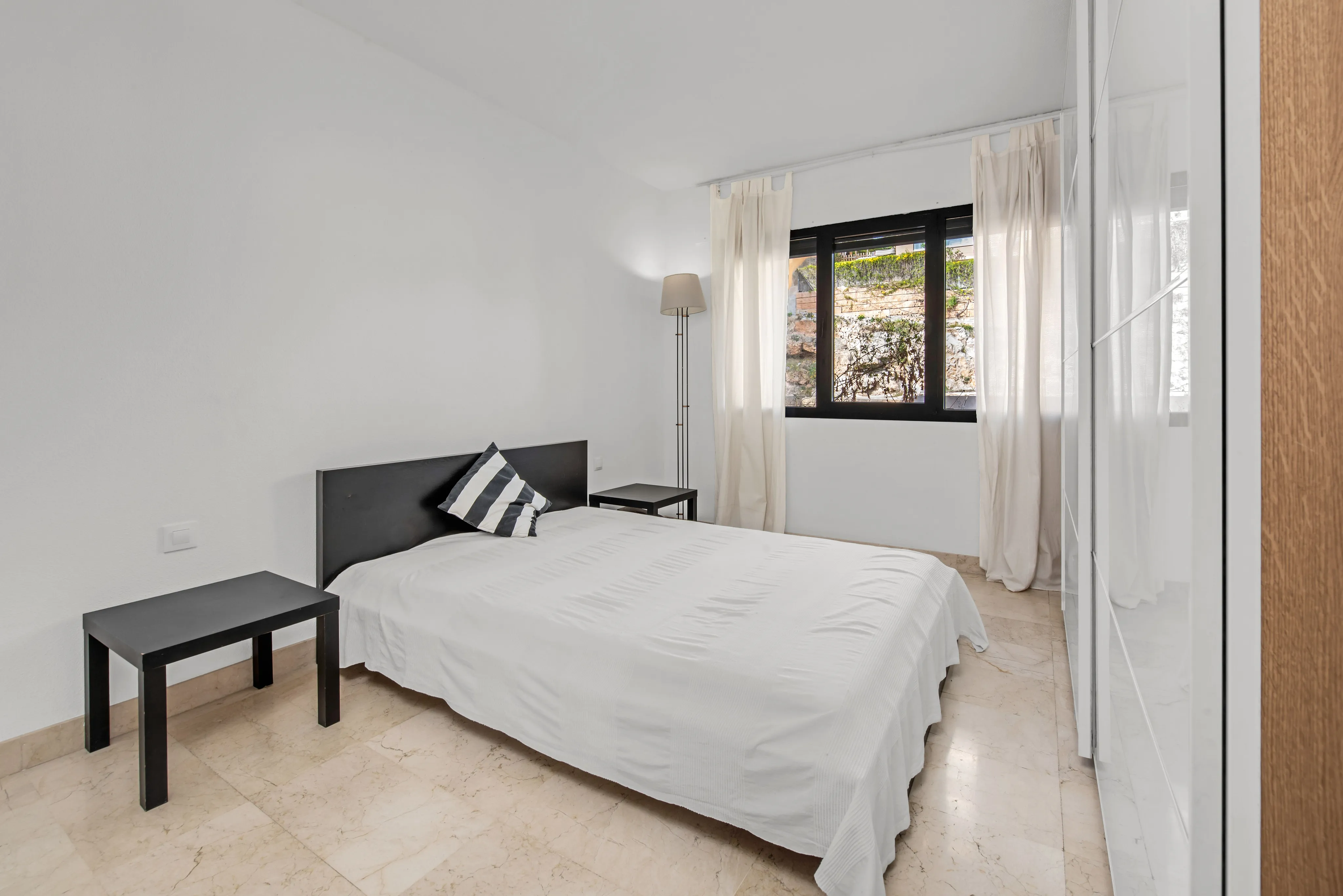 Appartement lumineux directement sur la promenade-10