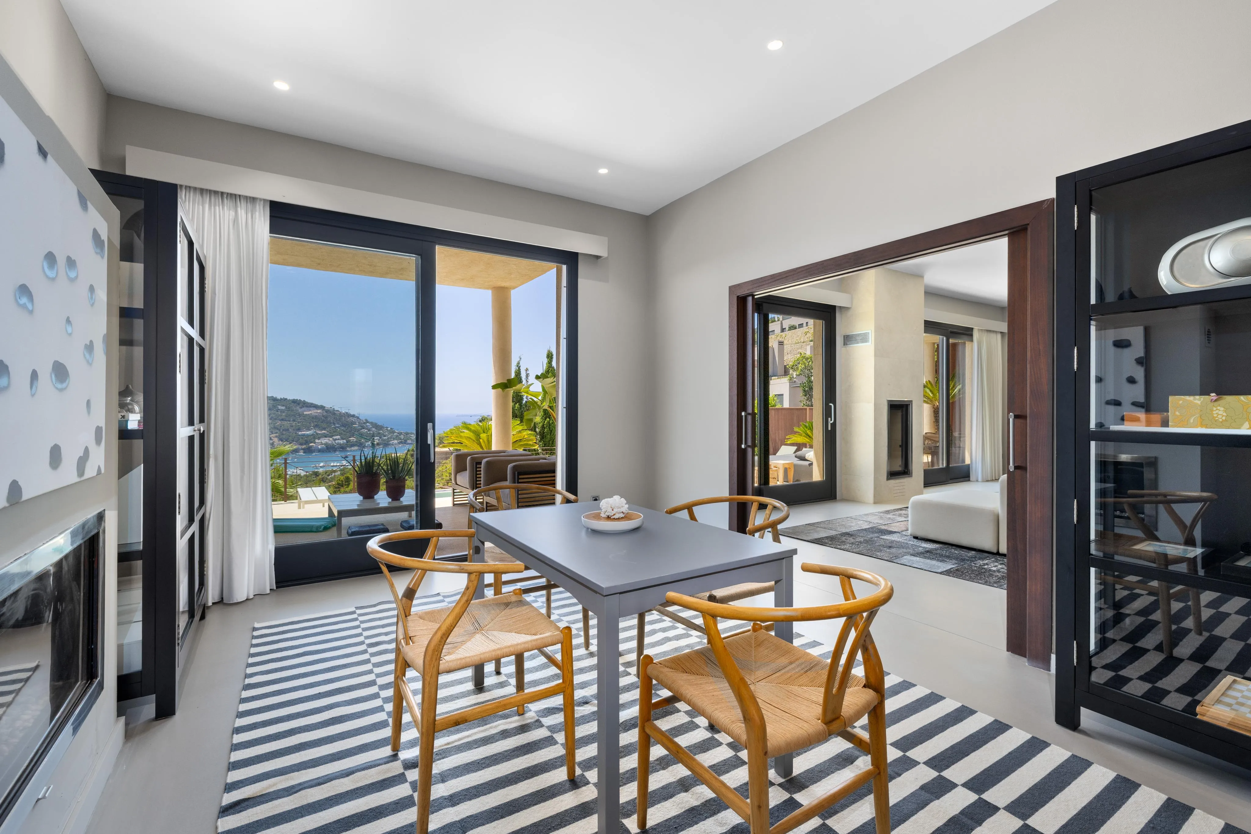 "La Cima" moderne villa med udsigt over havnen-30