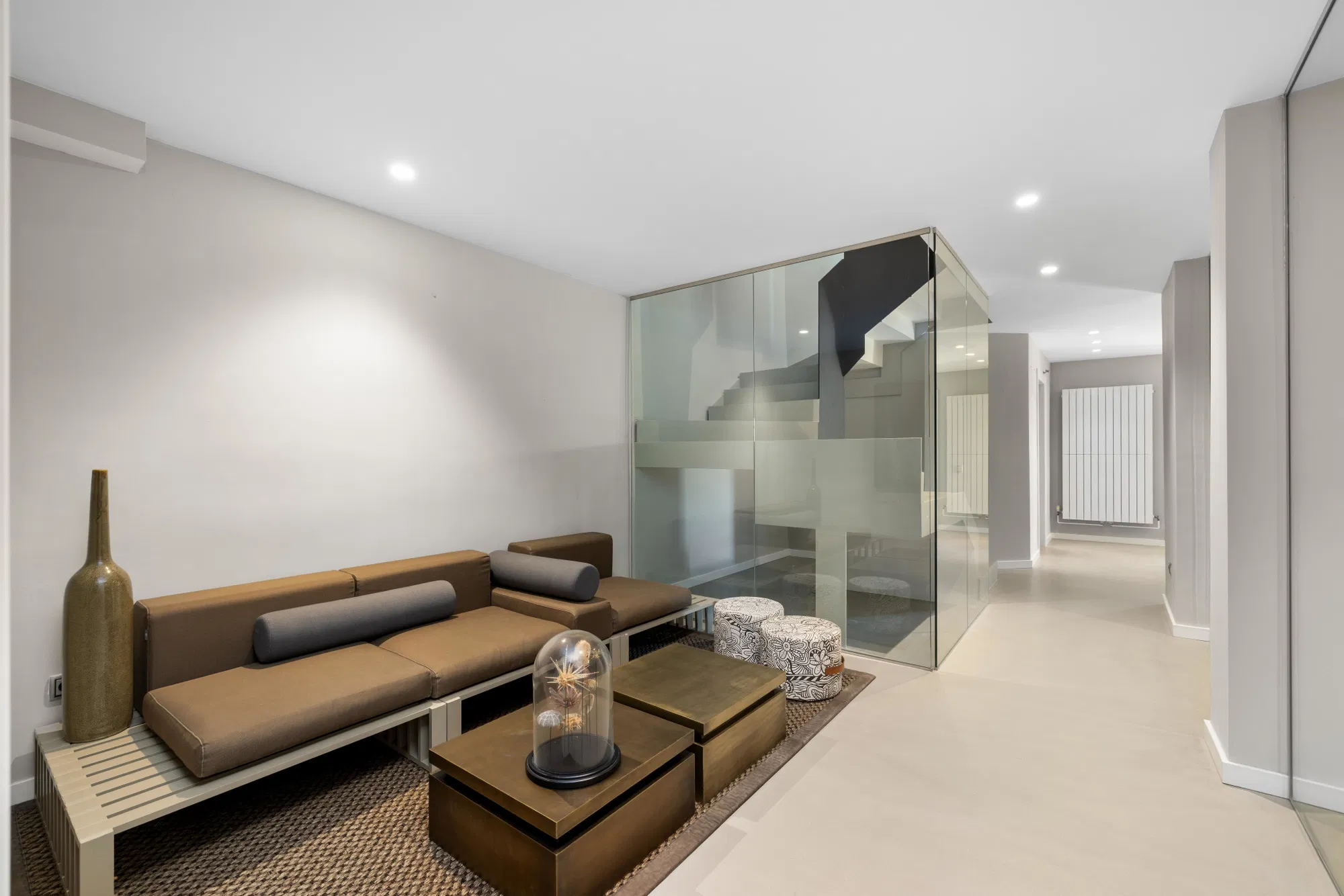 Modern huis met haven- en zeezicht-27