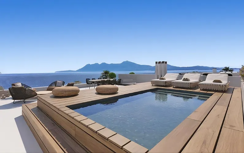 Exclusive residential penthouse project on the seafront