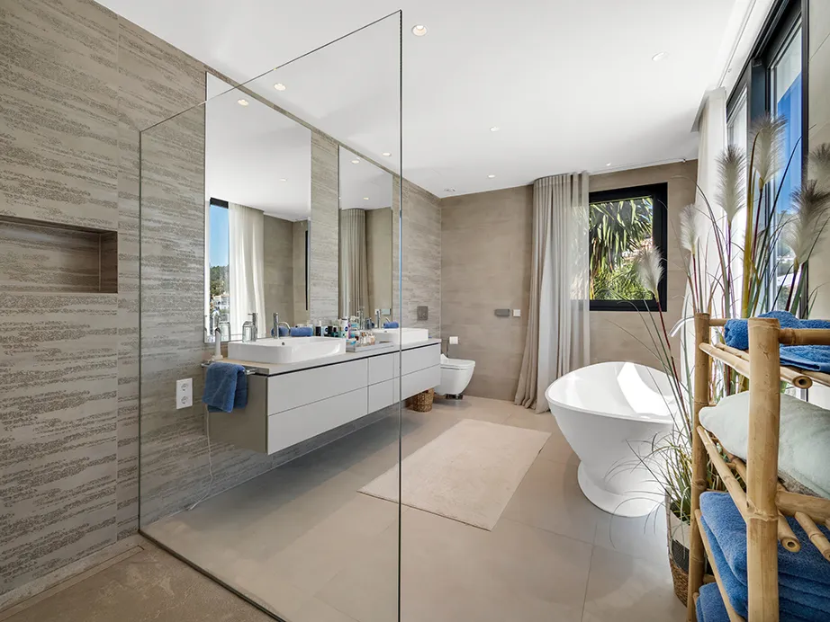 Villa vivace con vista sul mare-13