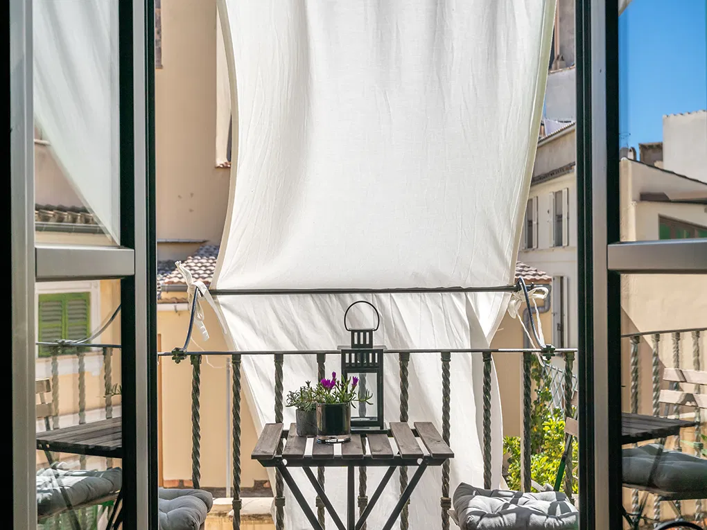 Magnificent designer penthouse in the Old Town - loft style-2