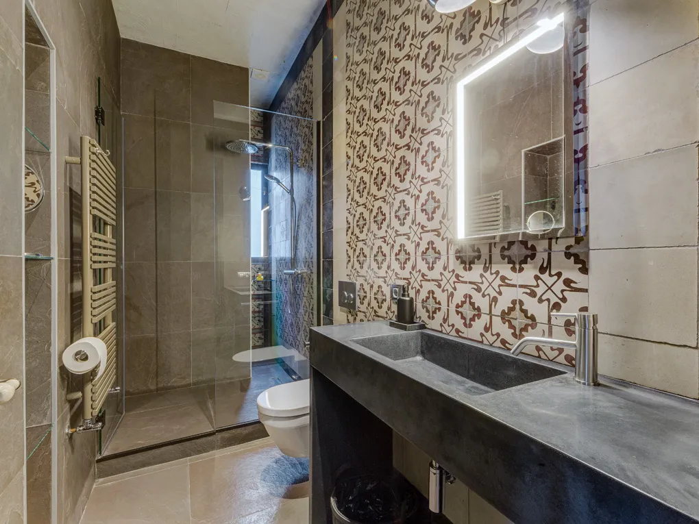 Magnificent designer penthouse in the Old Town New York style-12