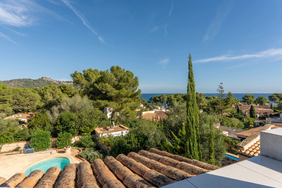 Exclusieve villa op loopafstand van de baai-13