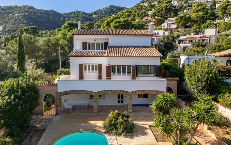 Exclusieve villa op loopafstand van de baai