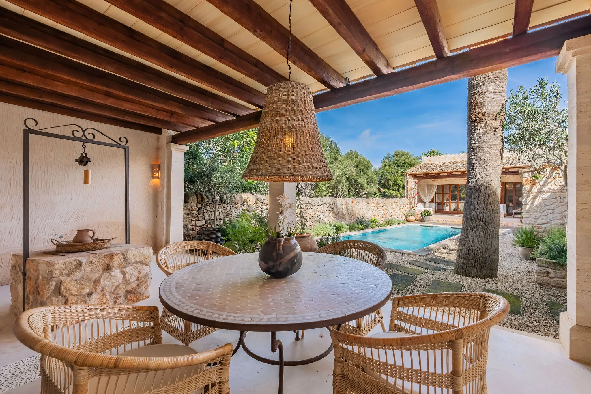 Encantadora casa de pueblo con casa de invitados en Santanyí-2