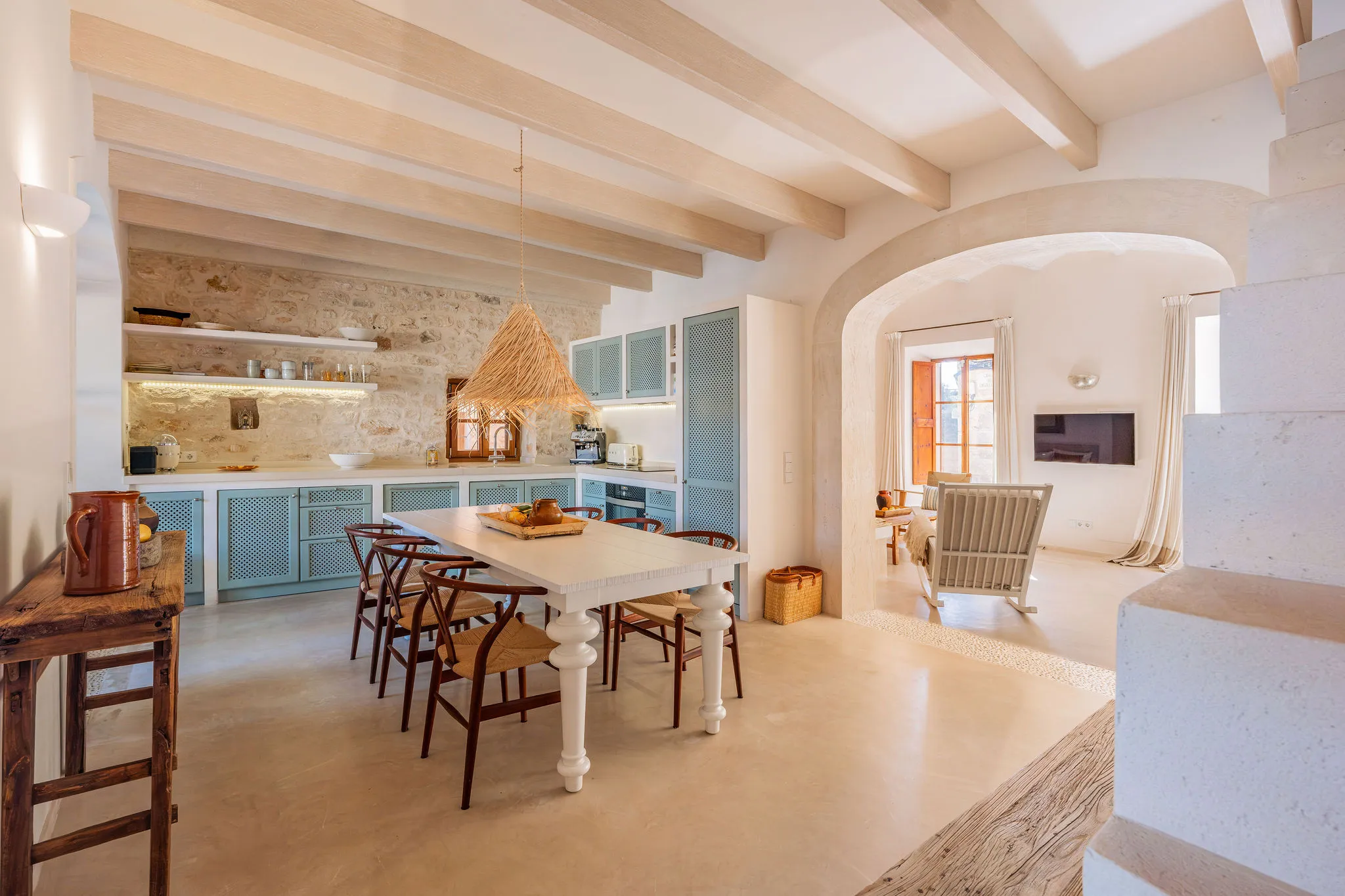 Encantadora casa de pueblo con casa de invitados en Santanyí-3