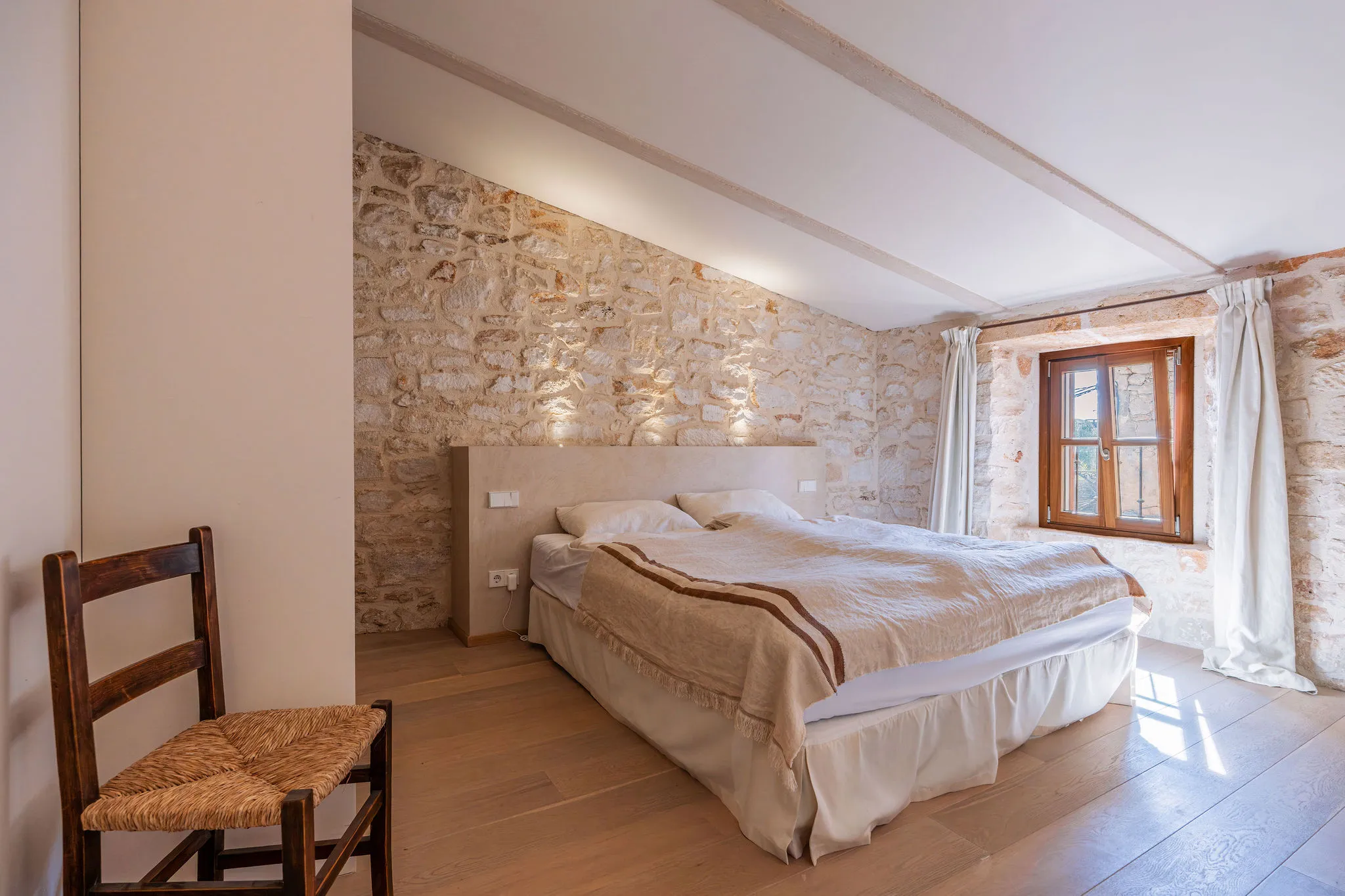 Encantadora casa de pueblo con casa de invitados en Santanyí-10