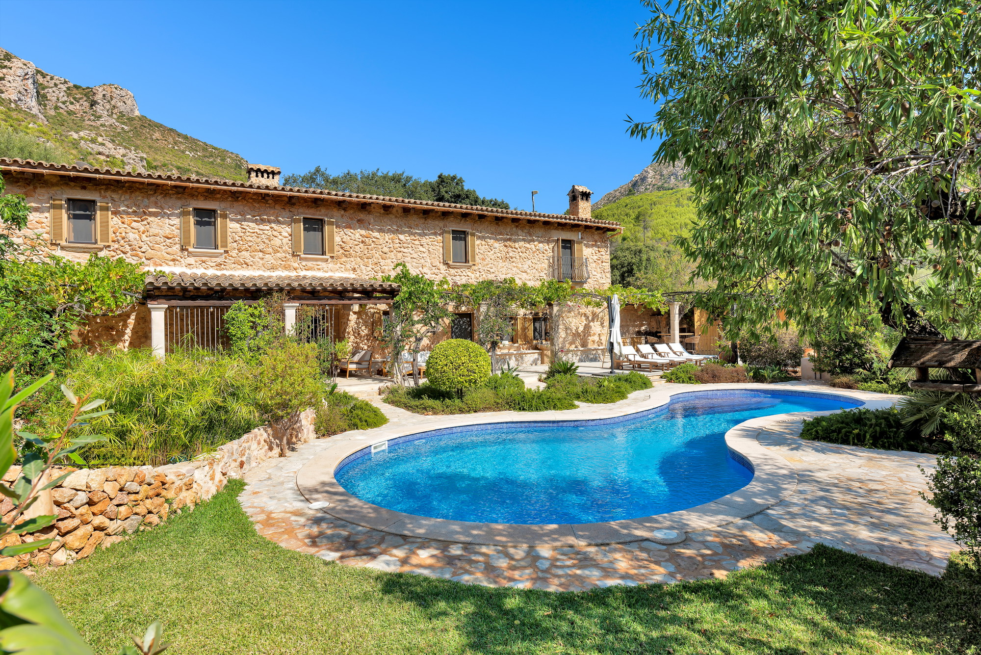 Genuïnament mallorquí, modernitzat amb estil - un refugi amb ànima-8