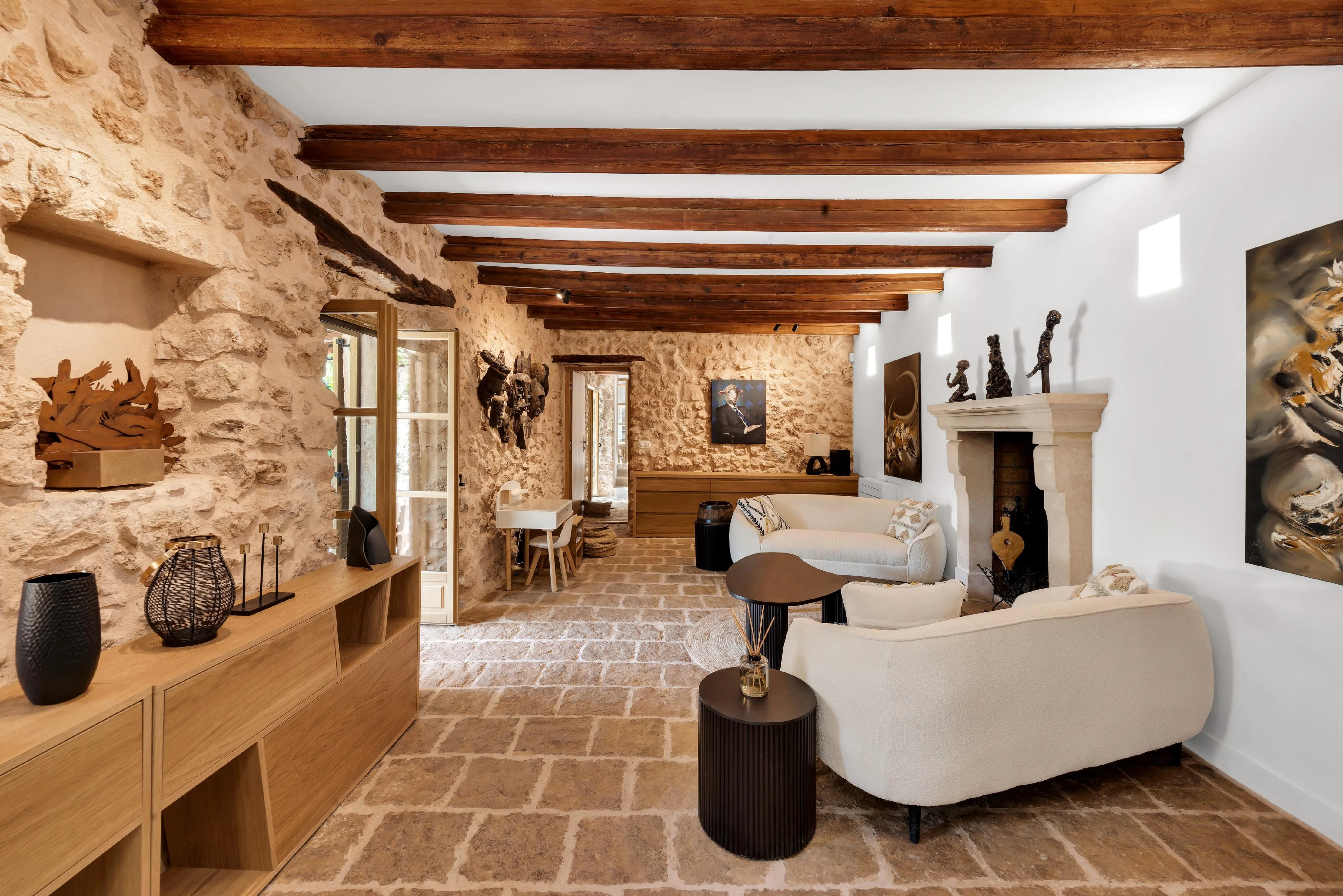 Autentisk mallorcinsk, stilfuldt moderniseret - et refugium med sjæl-15