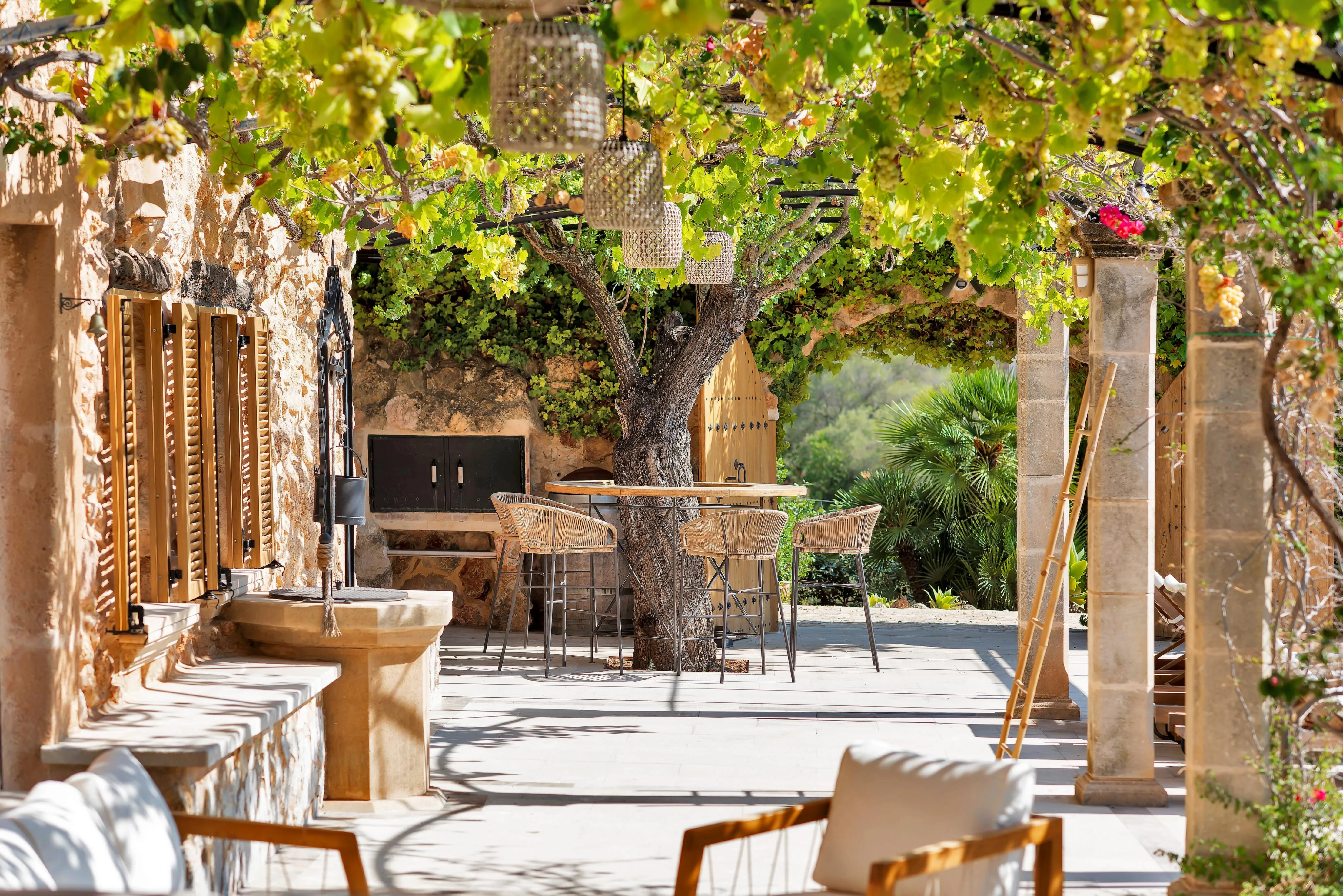 Autentisk mallorcinsk, stilfuldt moderniseret - et refugium med sjæl-12