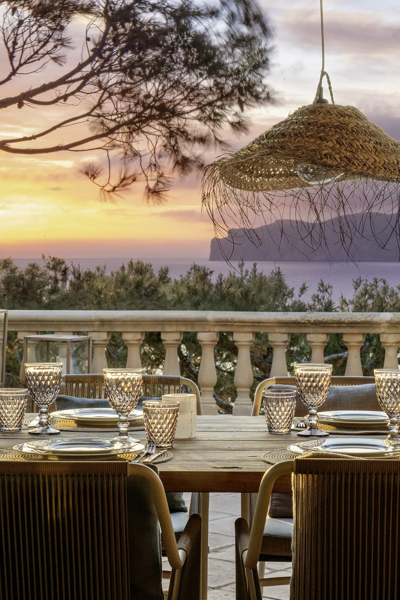 An exceptional seafront retreat-35