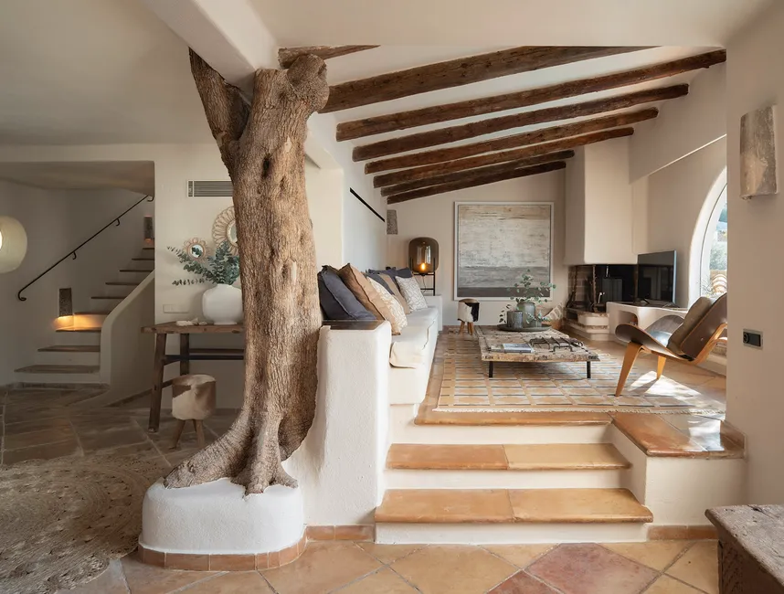 Charmig finca vid havet med pool och utsikt över solnedgången-4