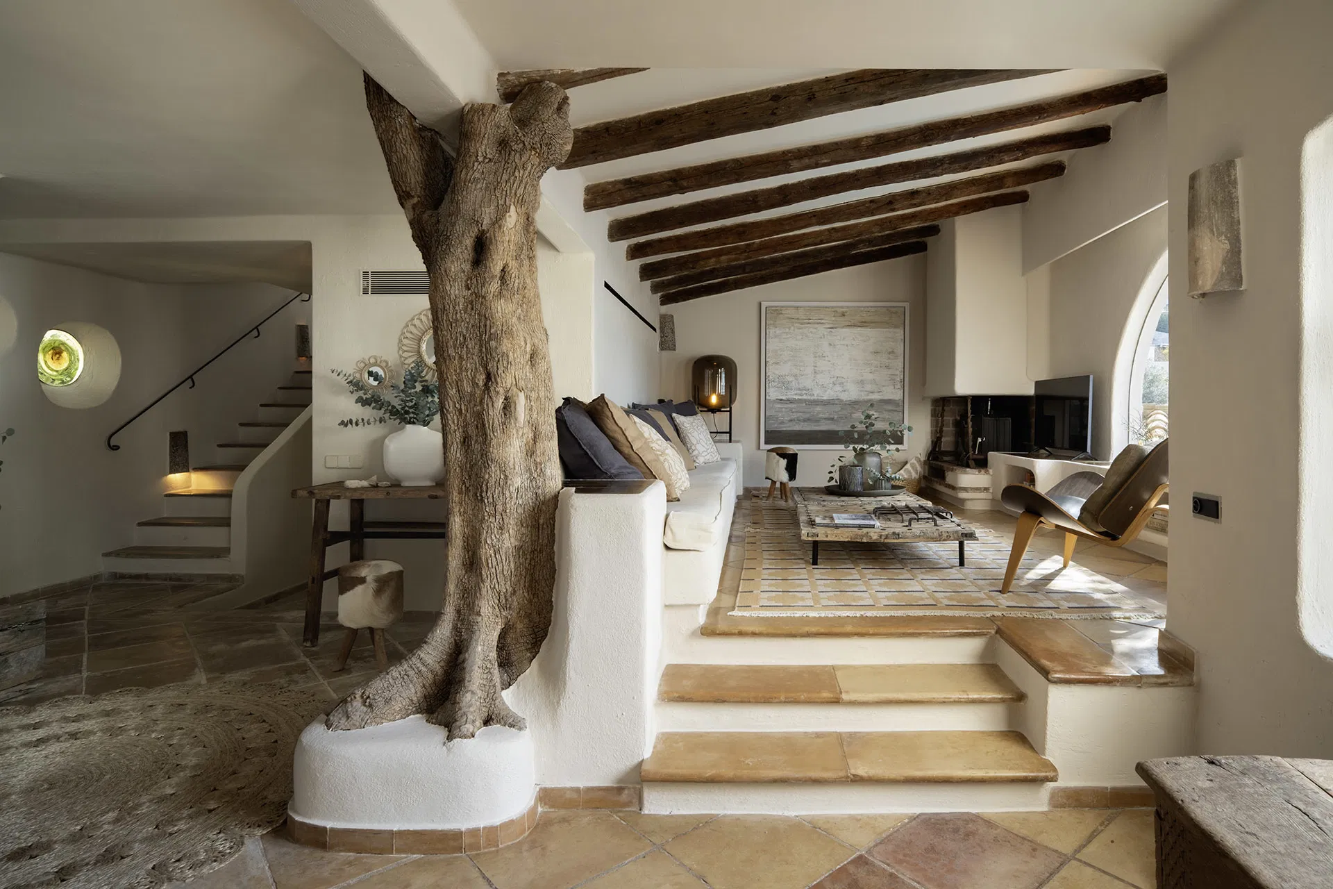 An exceptional seafront retreat-7