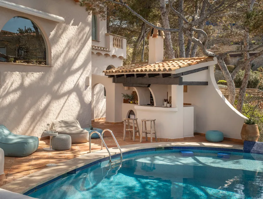 Charmig finca vid havet med pool och utsikt över solnedgången-19