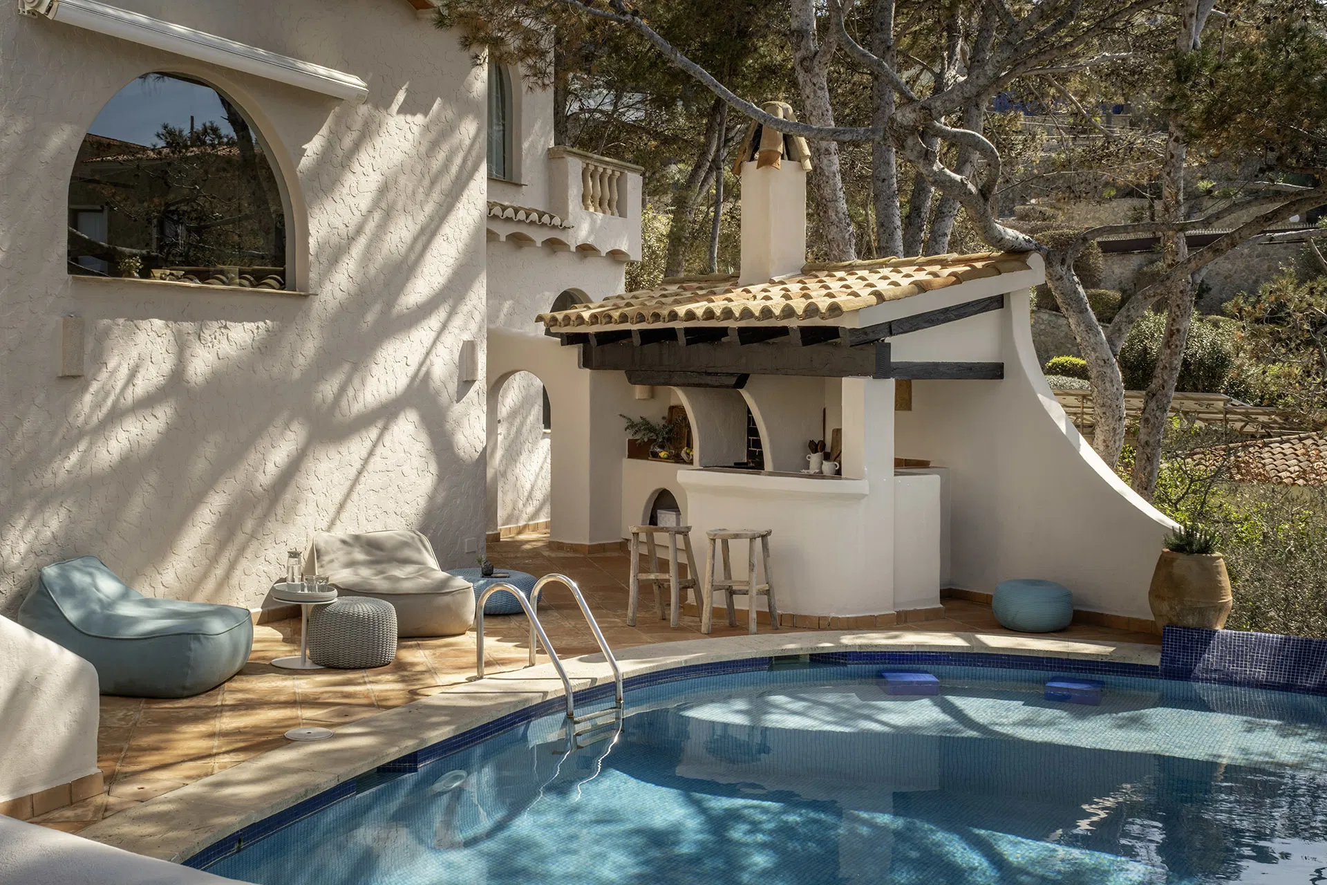 An exceptional seafront retreat-34