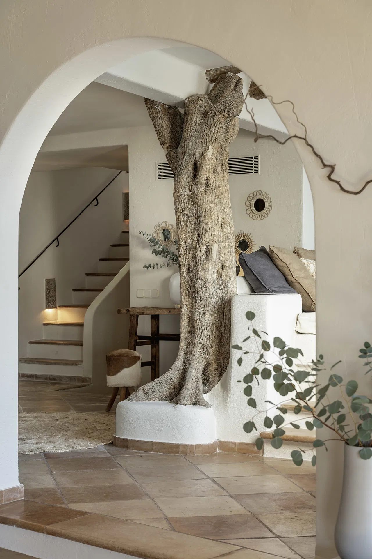 An exceptional seafront retreat-8