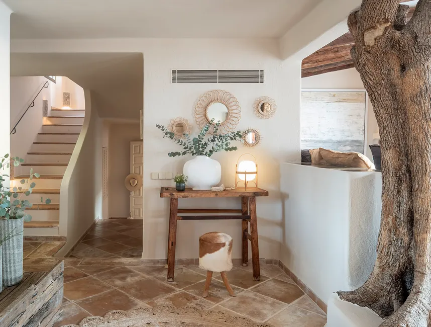 Charmig finca vid havet med pool och utsikt över solnedgången-5