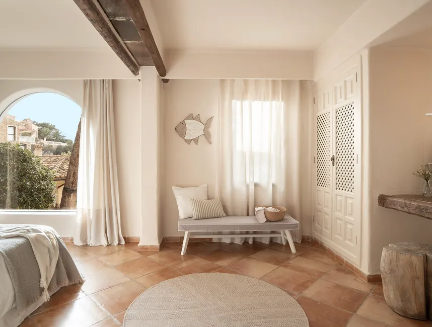 Charmig finca vid havet med pool och utsikt över solnedgången-12