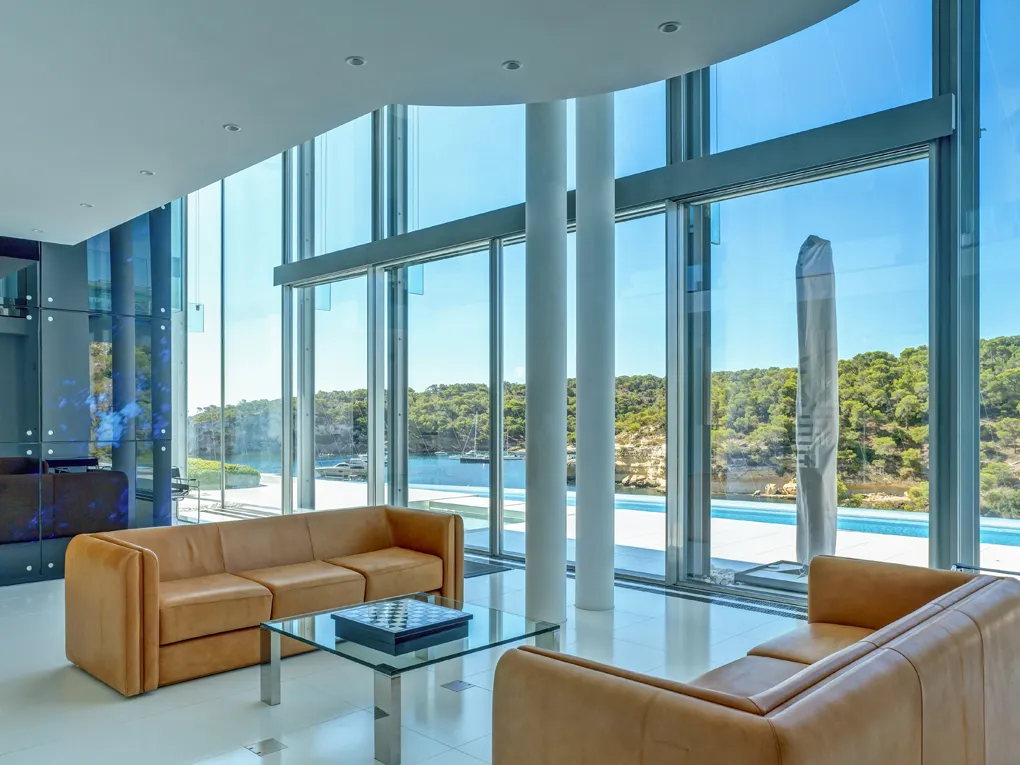 Unik villa med fantastisk beliggenhed i første linje-2