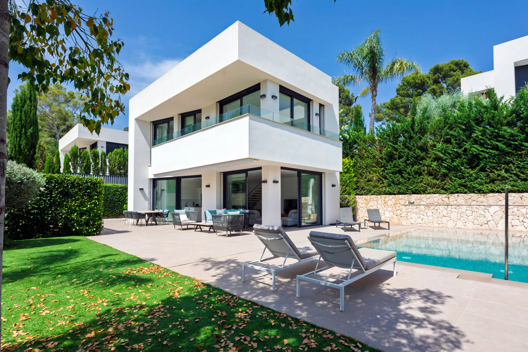 Elegante Designervilla mit Garten in ruhiger Lage in Son Vida-23