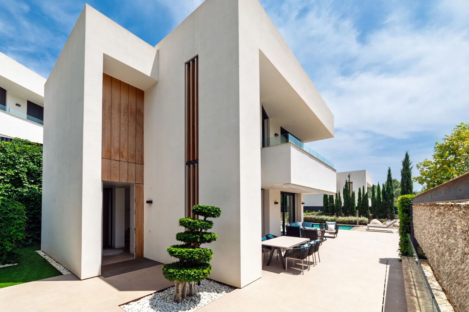 Elegante Designervilla mit Garten in ruhiger Lage in Son Vida-2