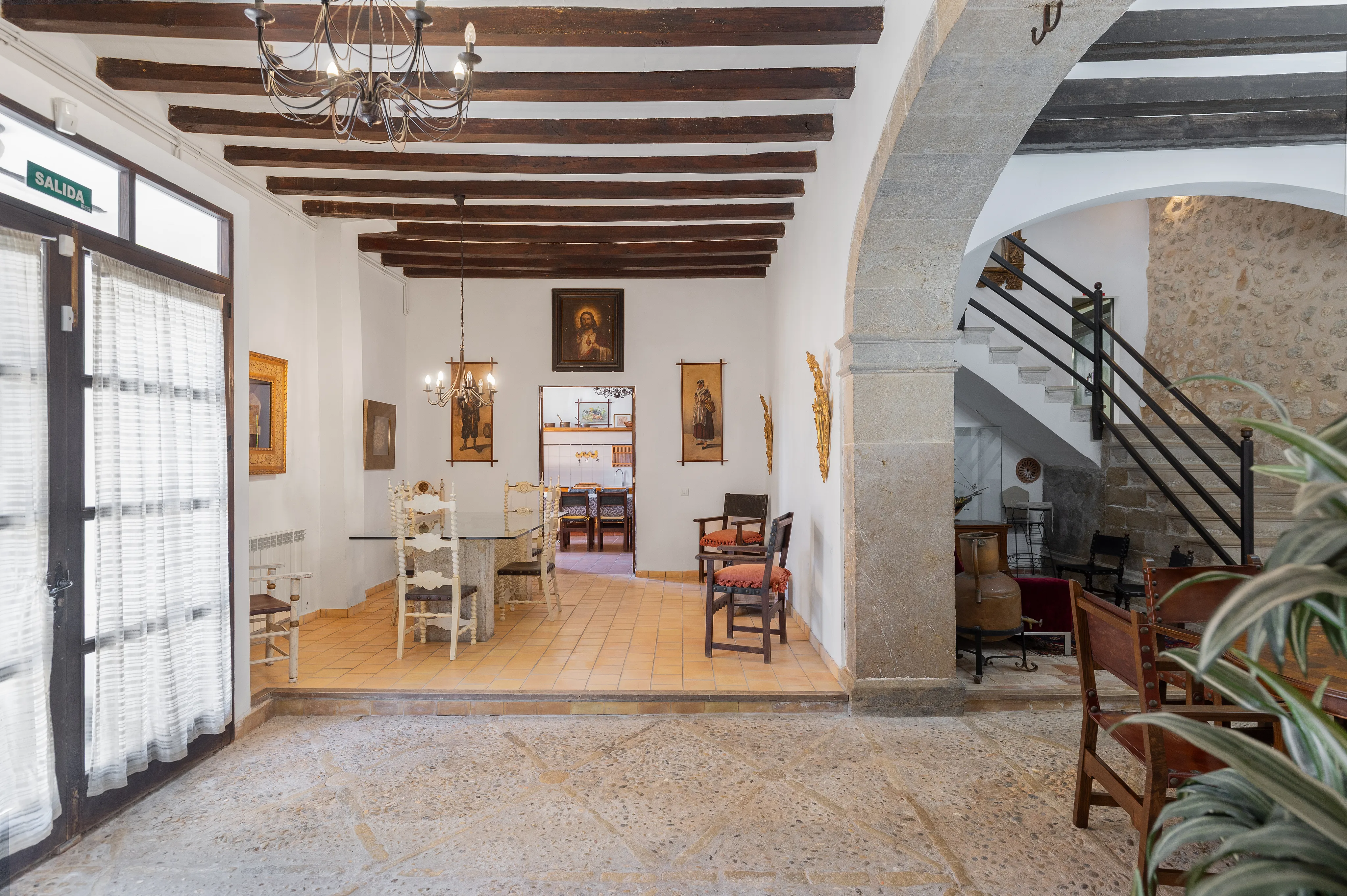 Manor house with license for holiday rentals-8