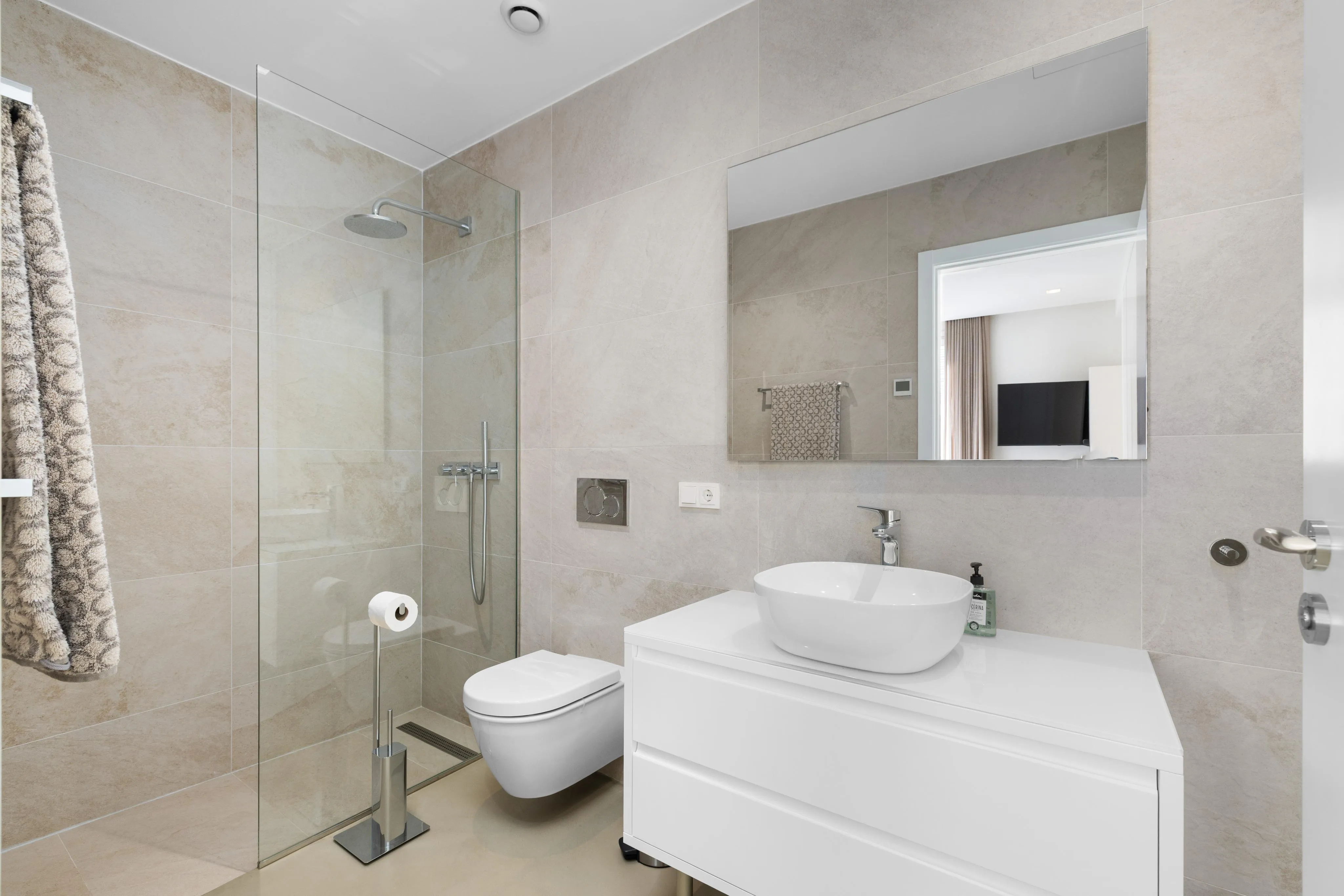 Stijlvol herenhuis met ruime patio en dakterras-8